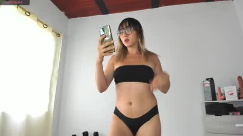 ANDREA online show from January 6, 2025, 3:51 pm