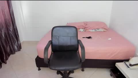 Andrea online show from February 12, 2025, 8:29 pm