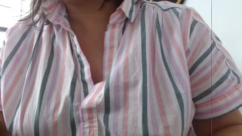 Andrea Model trainer Luxury ST online show from December 16, 2025, 7:52 pm