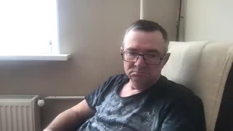 andreass60 online show from April 13, 2026, 7:03 am