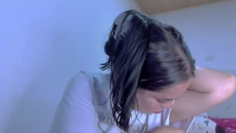 Snapshot of andrebigboobs chatting on January 20, 2025, 3:48 am Andre online show from January 20, 2025, 3:48 am