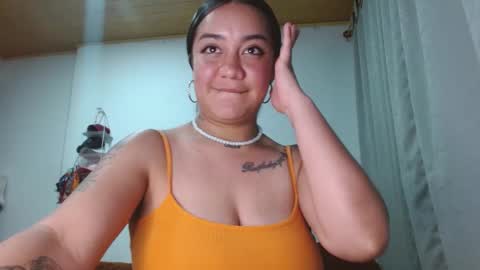 Snapshot of andrebigboobs chatting on February 19, 2025, 2:12 am Andre online show from February 19, 2025, 2:12 am