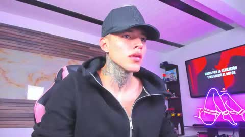 andrees_s online show from October 24, 2025, 11:23 pm