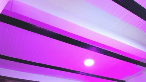 andrees_s online show from April 18, 2026, 7:58 pm