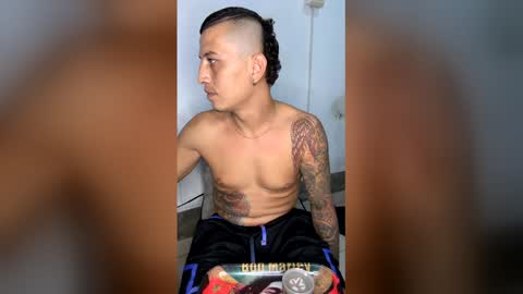 andreexcobar38 online show from May 31, 2026, 10:33 pm
