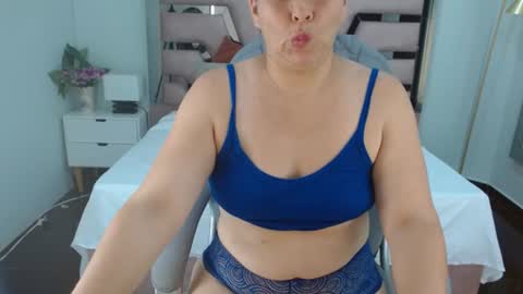andreina_cardenas online show from June 11, 2026, 3:54 pm