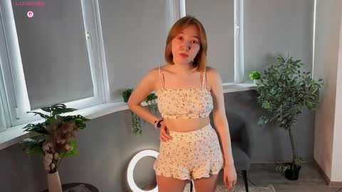 Lina online show from June 9, 2026, 1:06 am