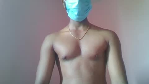 andres01_ online show from September 26, 2025, 7:45 am