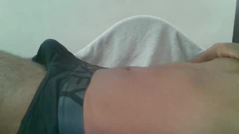 andres01_ online show from February 17, 2026, 2:52 am