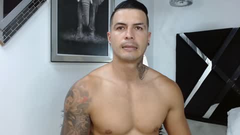 insta andres clark  online show from February 6, 2025, 11:48 pm