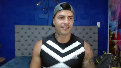 insta andres clark  online show from February 11, 2025, 6:44 pm