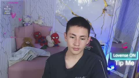 andres_tay online show from May 30, 2026, 12:52 am