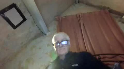 Andrew online show from April 4, 2026, 11:46 pm