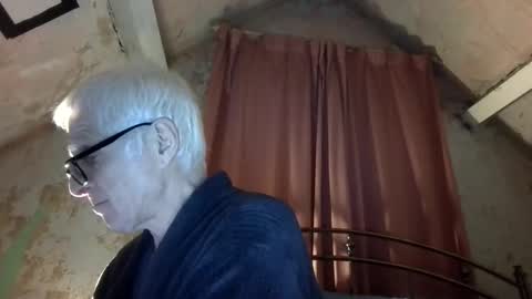 Andrew online show from April 5, 2026, 11:57 pm