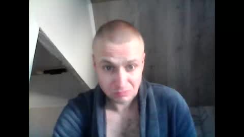 andrew3356577 online show from January 20, 2025, 9:13 am