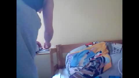 andrew3356577 online show from February 9, 2025, 12:52 pm