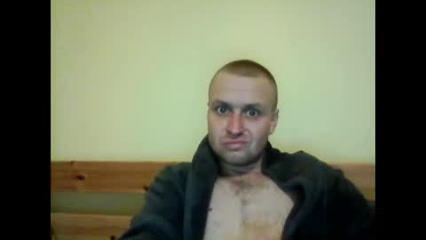 andrew3356577 online show from February 22, 2025, 9:59 pm