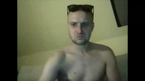 andrew3356577 online show from October 11, 2025, 3:50 am