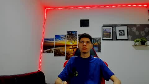 andrew_2811 online show from October 11, 2025, 7:40 am