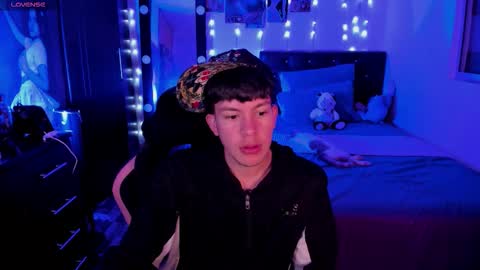 andrew_angels online show from September 26, 2025, 2:48 am