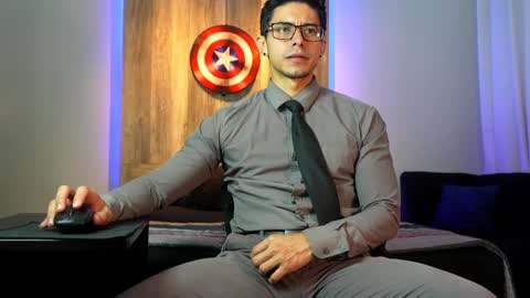 Snapshot of andrew_elliot chatting on December 6, 2024, 6:59 am Andrew online show from December 6, 2024, 6:59 am