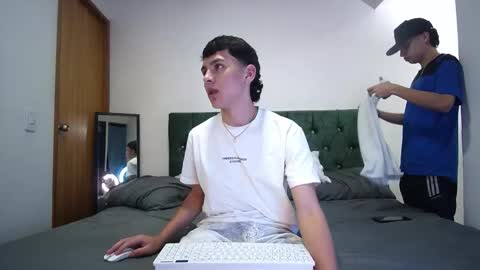 Snapshot of andrew_restrepo chatting on September 23, 2025, 1:41 am andrew restrepo online show from September 23, 2025, 1:41 am