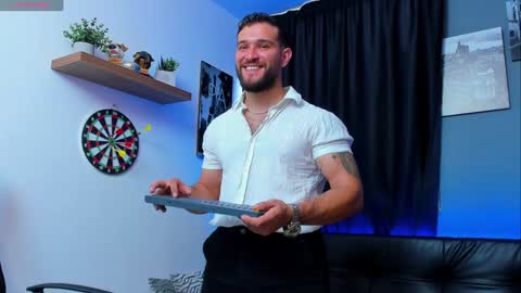 Andrew Diaz online show from January 31, 2025, 10:52 pm