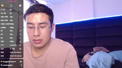 andrewmhilton_ online show from February 6, 2025, 8:02 pm