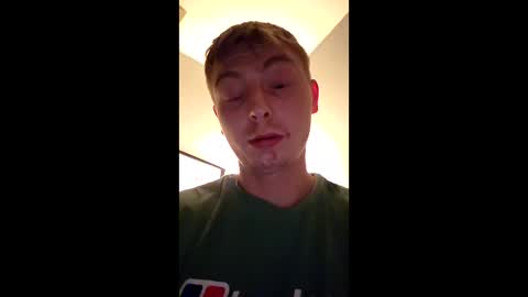 Snapshot of andrewshaw16 chatting on February 27, 2026, 4:45 am andrewshaw16 online show from February 27, 2026, 4:45 am