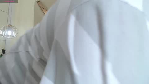 Snapshot of andrewsmile_ chatting on January 27, 2025, 3:18 pm ANDREW online show from January 27, 2025, 3:18 pm