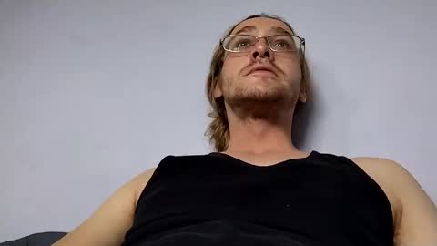 andrewwhitby online show from September 18, 2025, 10:50 am