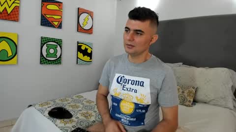 Snapshot of andrhes_muller chatting on February 17, 2025, 1:42 pm andrhes muller online show from February 17, 2025, 1:42 pm