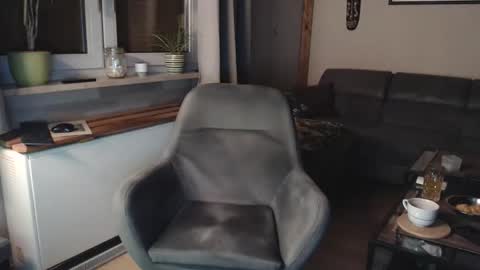 Andy online show from April 16, 2026, 11:29 pm