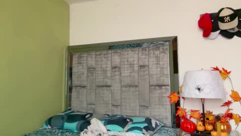 Andy online show from October 30, 2025, 1:01 pm