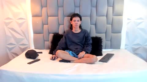 andy_dan1 online show from February 11, 2025, 2:46 pm