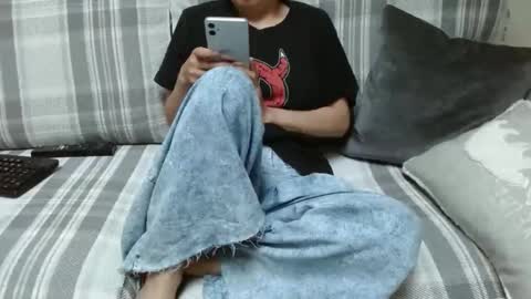 andy online show from October 15, 2025, 10:59 am