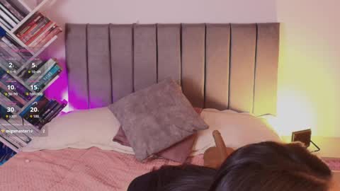 andy_saenz13 online show from April 7, 2026, 1:17 am