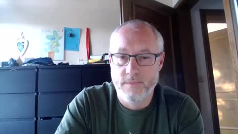 Snapshot of andyberg8 chatting on September 19, 2025, 6:04 am Andy online show from September 19, 2025, 6:04 am