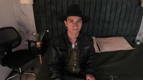 Andy Joy  online show from October 13, 2025, 11:10 am