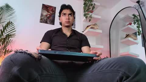 Snapshot of andypalmerr chatting on June 2, 2026, 3:36 pm andypalmerr online show from June 2, 2026, 3:36 pm