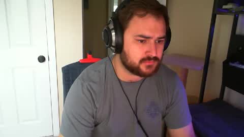 andysaurus_rex1 online show from April 19, 2026, 5:45 pm