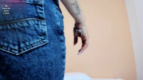 Andy  online show from September 10, 2025, 1:11 pm