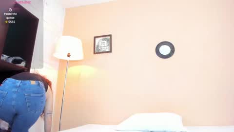 Andy  online show from October 2, 2025, 11:39 am