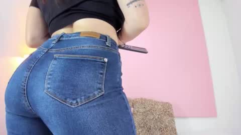 Andy  online show from December 2, 2025, 12:54 pm