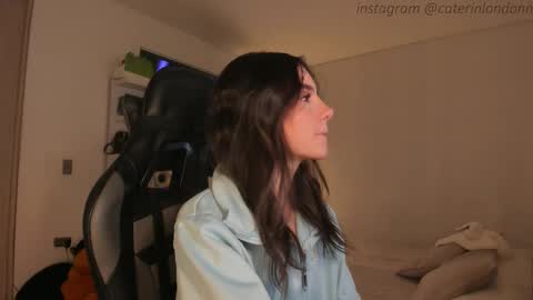      online show from October 2, 2025, 2:40 am