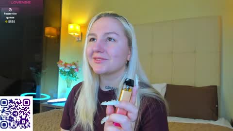 Anet Dream online show from March 29, 2026, 5:13 pm