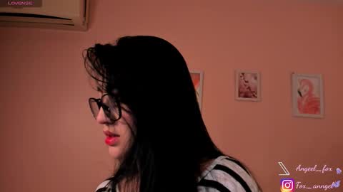 Angel  online show from February 26, 2026, 3:38 am