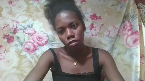 angeeliine online show from April 15, 2026, 8:32 am