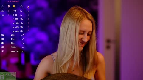 Snapshot of angeellina chatting on December 29, 2024, 6:16 pm angeellina online show from December 29, 2024, 6:16 pm