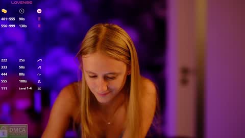 Snapshot of angeellina chatting on December 30, 2024, 12:22 am angeellina online show from December 30, 2024, 12:22 am